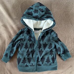 Hanna Andersson Forest Pattern, Fur Lined Hoodie - Green and Black